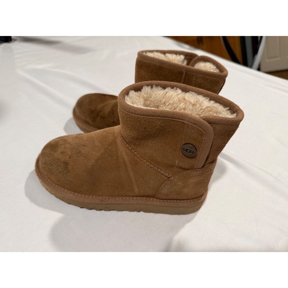 UGG Kids Classic Mini Chestnut Suede Sheepskin Boots Side Button Brown Size 1